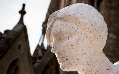 Montserrat stiftet der Sagrada Família in Barcelona eine Skulptur des heiligen Benedikts 